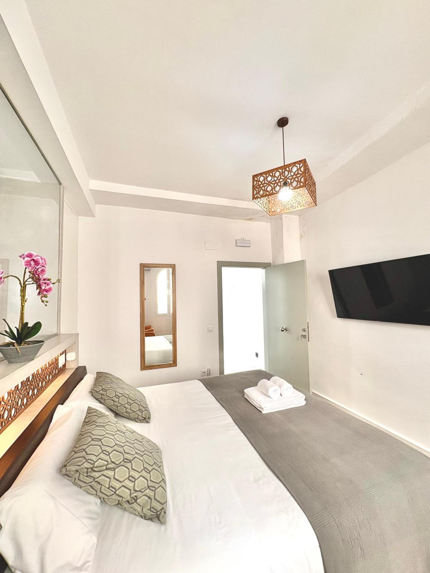 Unique House - Private Spa&Pool -StayinΣεβίλλη Εξωτερικό φωτογραφία