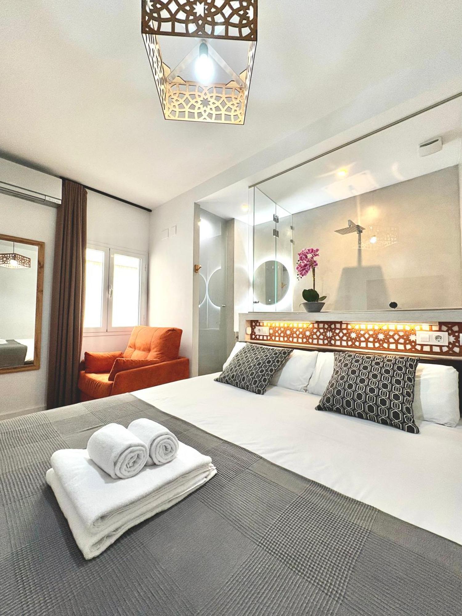 Unique House - Private Spa&Pool -StayinΣεβίλλη Εξωτερικό φωτογραφία