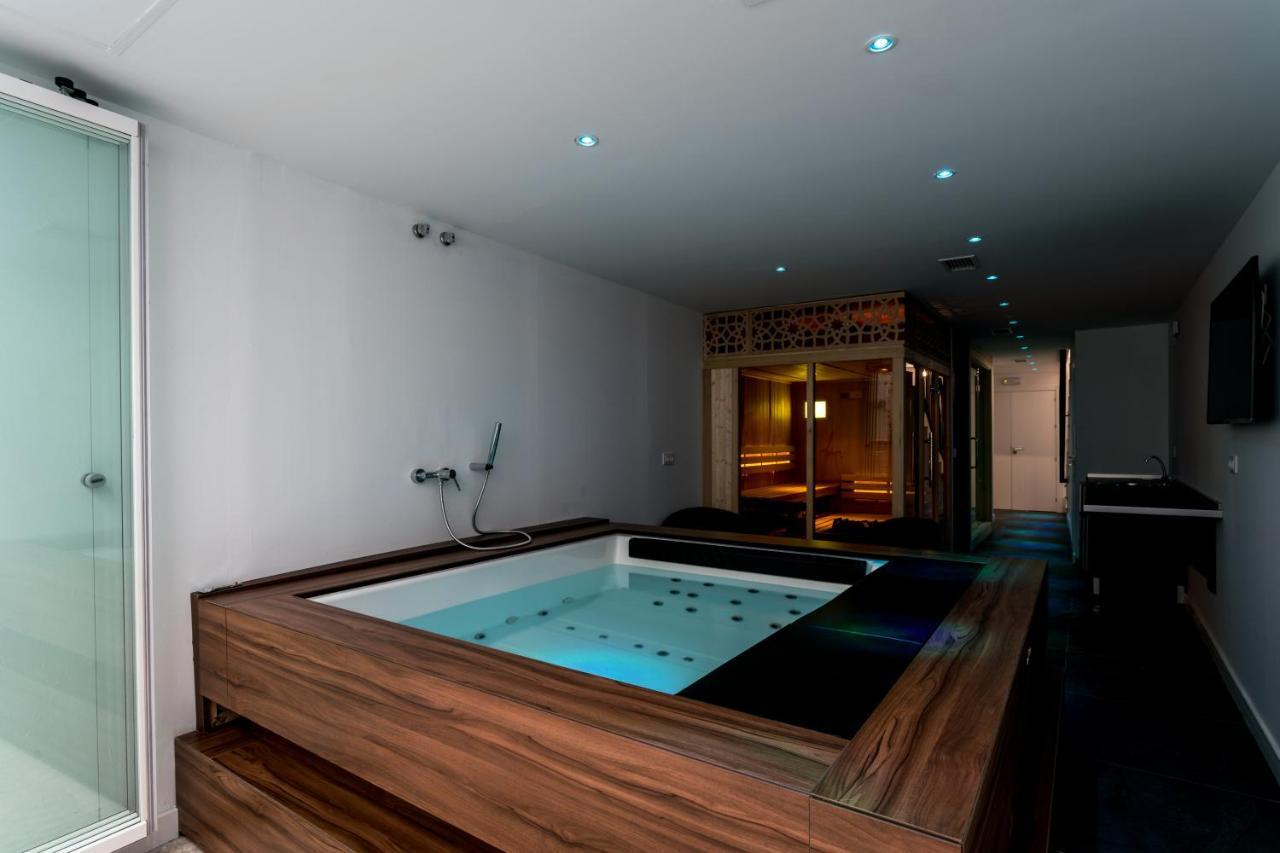 Unique House - Private Spa&Pool -StayinΣεβίλλη Εξωτερικό φωτογραφία